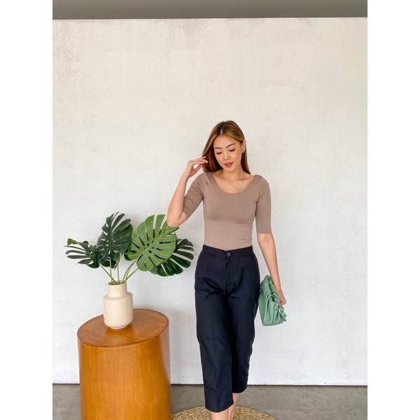 CHELSEA TOP | Top Basic Wanita
