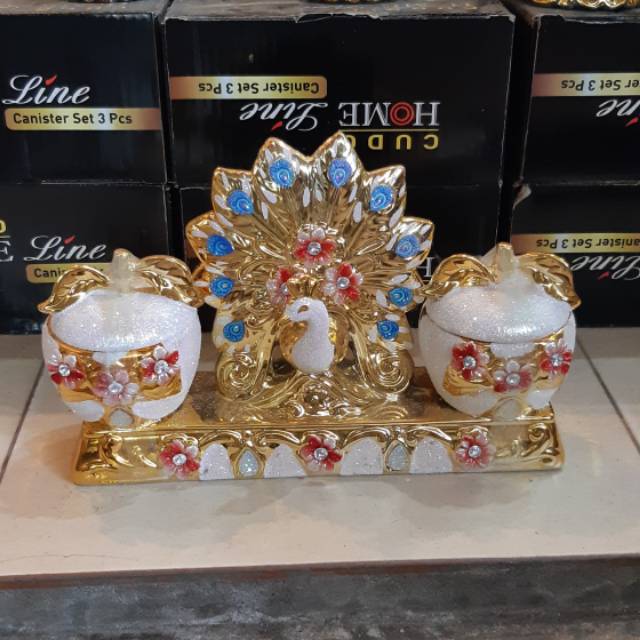 Jual pajangan lemari kaca Jual toples permen Jual pajangan Jual pajangan lemari kaca Jual toples permen Jual pajangan