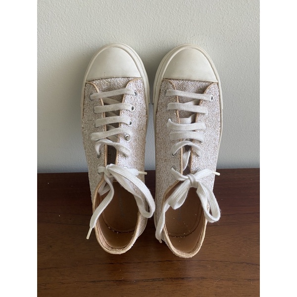 Stradivarius preloved sneakers