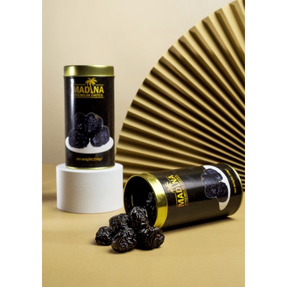 

KURMA NABI KURMA AJWA MADINAH PREMIUM 500gr dan 250gr