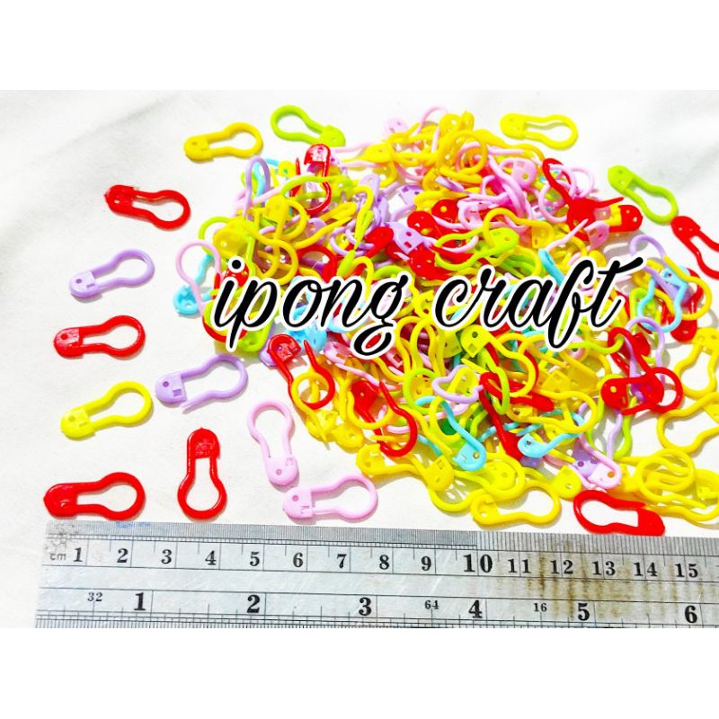 Kait Labu Plastik / Kait Strap Masker/ Kaitan Masker / Kaitan/ Peniti Bohlam Plastik