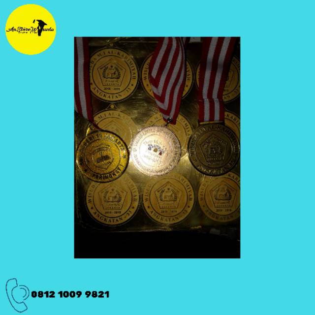 MEDALI WISUDA PERLENGKAPAN WISUDA BAHAN LOGAM