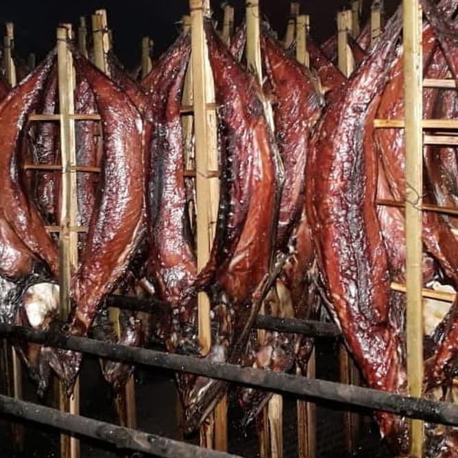 

1lqd ikan cakalang fufu/asap bu recky qiwe
