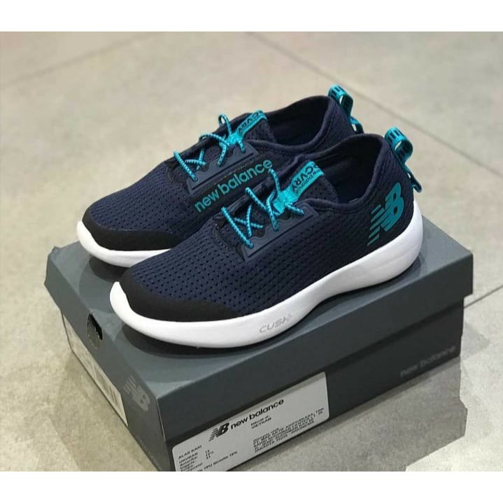 sepatu new balance anak size 30