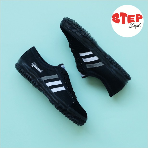 Sepatu Kodachi 8111 Full Black / Hitam