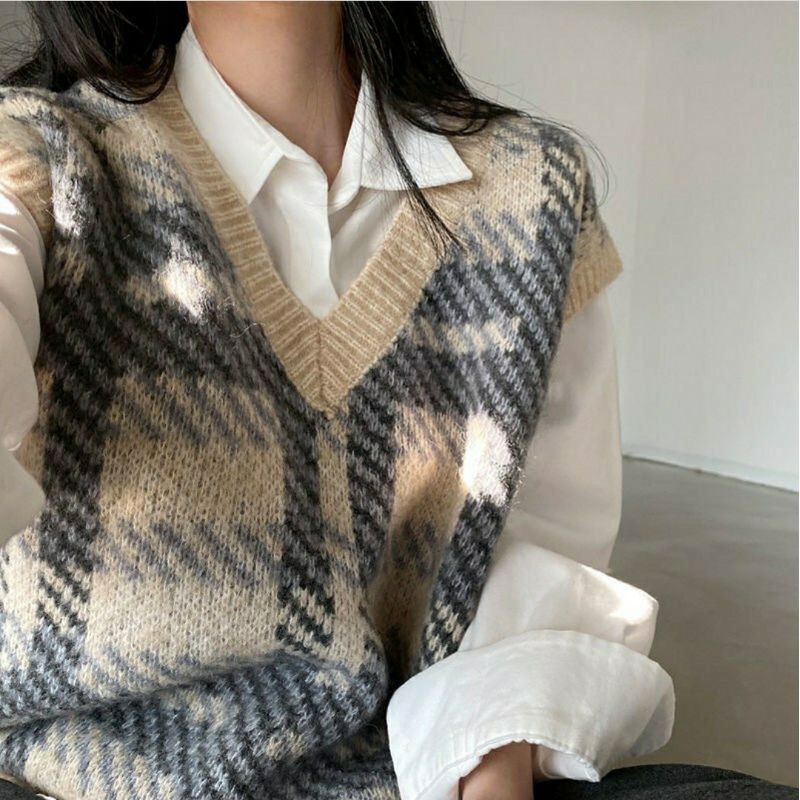 WOMAN WINTER AUTUMN KNIT VEST QUE IMPORT OUTERWEAR KNITWEAR ROMPI RAJUT WANITA MUSIM DINGIN IMPOR