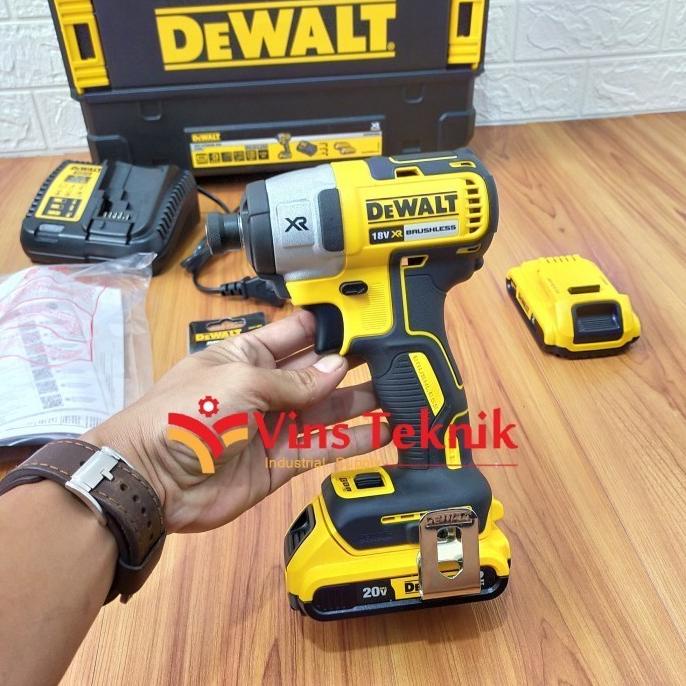 mesin bor obeng baterai DCF 887 D2 impact driver dewalt DCF887D2