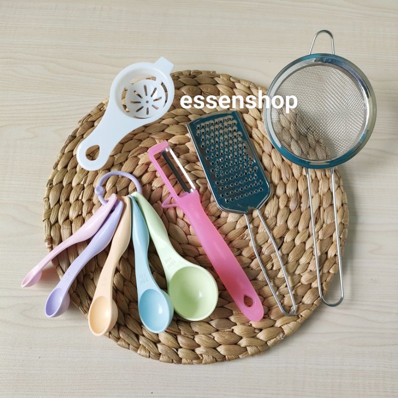 SET Alat masak MPASI saringan parutan keju peeler buah pengupas buah sendok takar