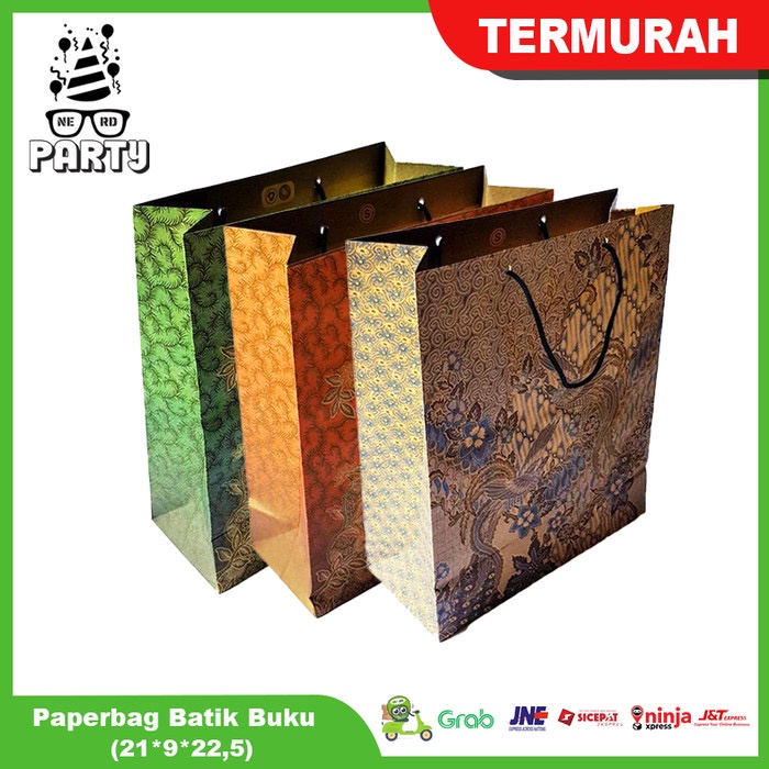 

Paper Bag Buku Motif Batik / Tas Kertas / Tas Tenteng / Tas Souvenir