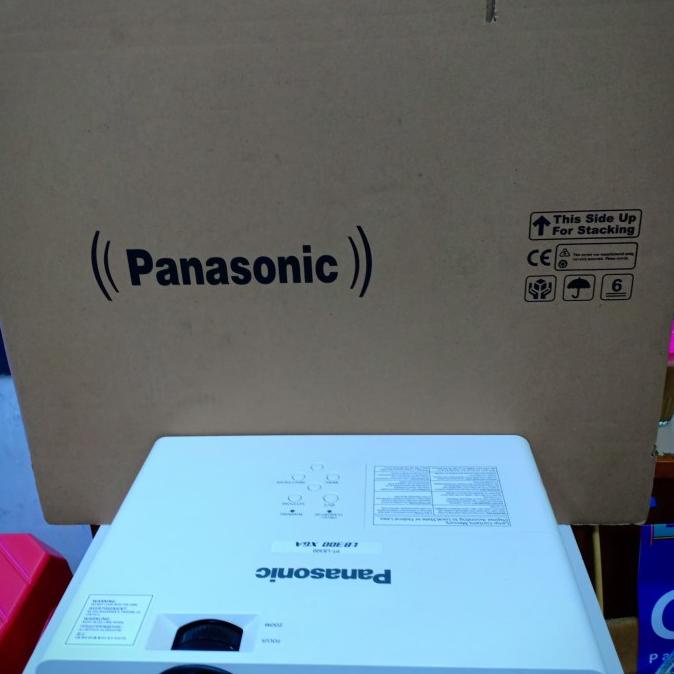 PROYEKTOR PANASONIC LB280