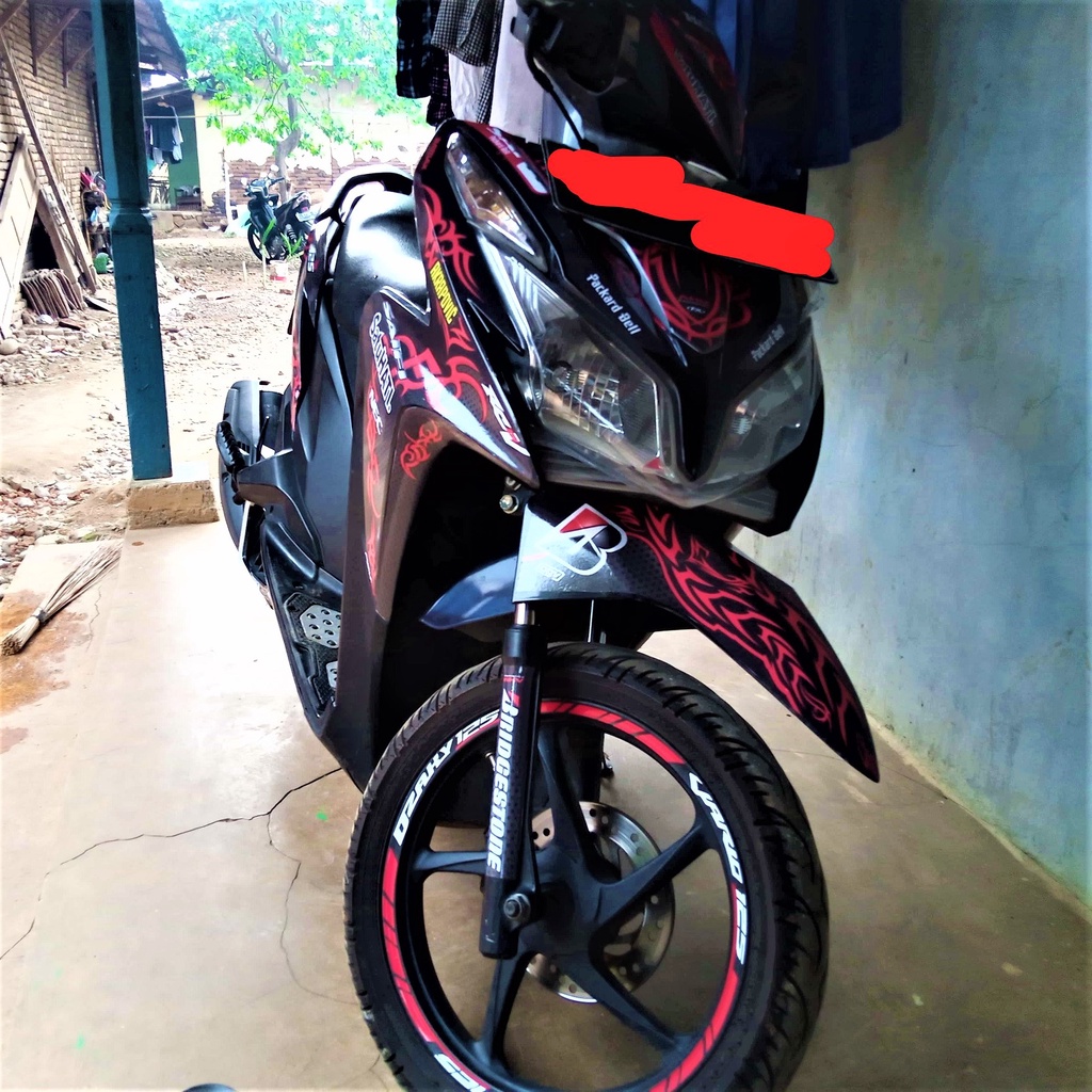 Decal Sticker / Stiker Vario 125 Old 2013 2014 18 - Merah