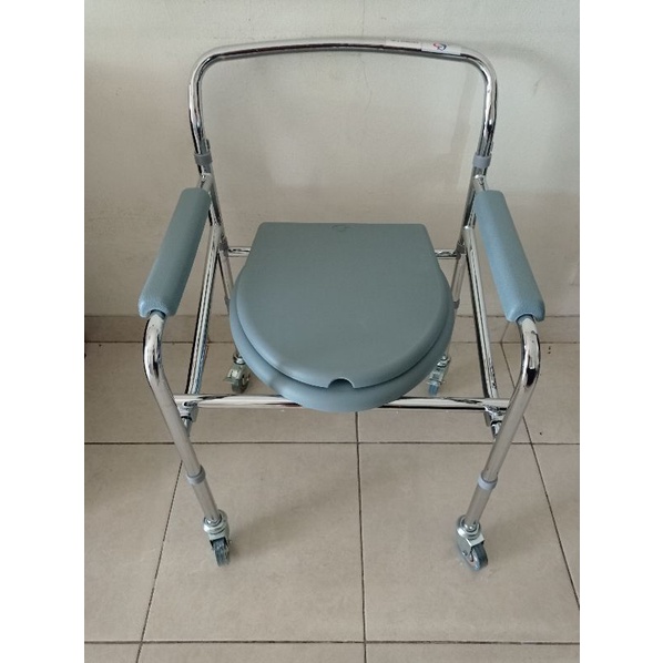 Kursi BAB Roda Commode Chair Roda Kursi PUK Lansia