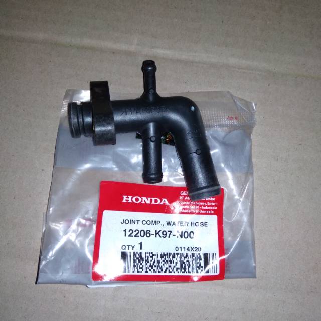 12206 K97 Pipa Sambungan Selang Radiator Vario 125esp PCX ori ahm