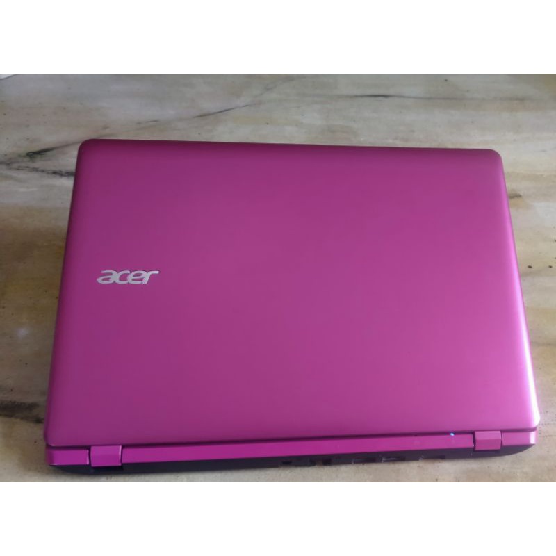 Notebook Acer E1-112