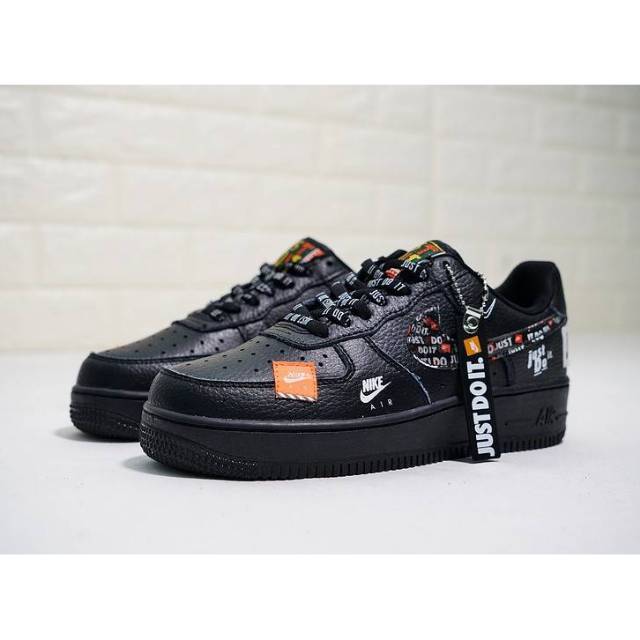 Jual Sepatu Nike Air Force 1 Black Just 