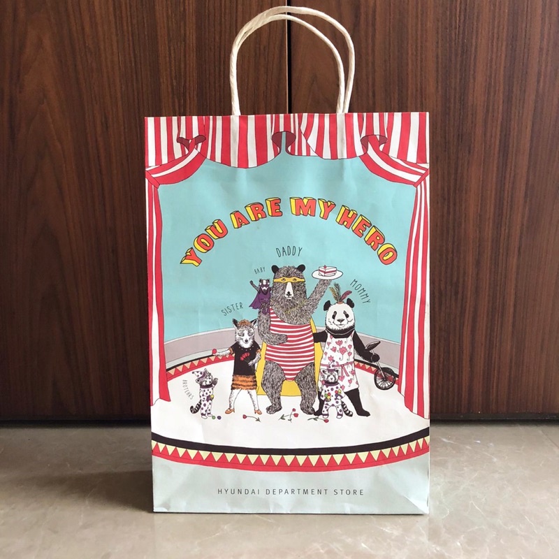 

Hyundai Department Store Paper Bag / Kantong Tas Kertas Hyundai Department Store