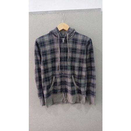 zip hoodie uniqlo tartan