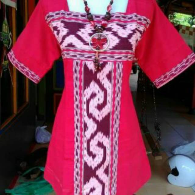 Dress motif toraja
