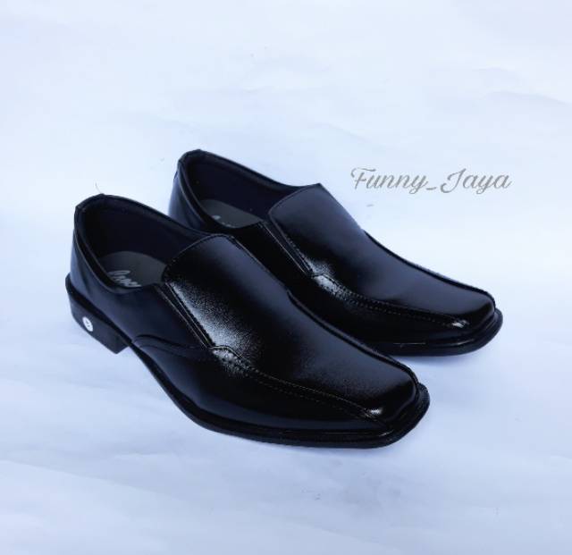 Sepatu Pantofel Formal Pria Kantoran Dinas Murah