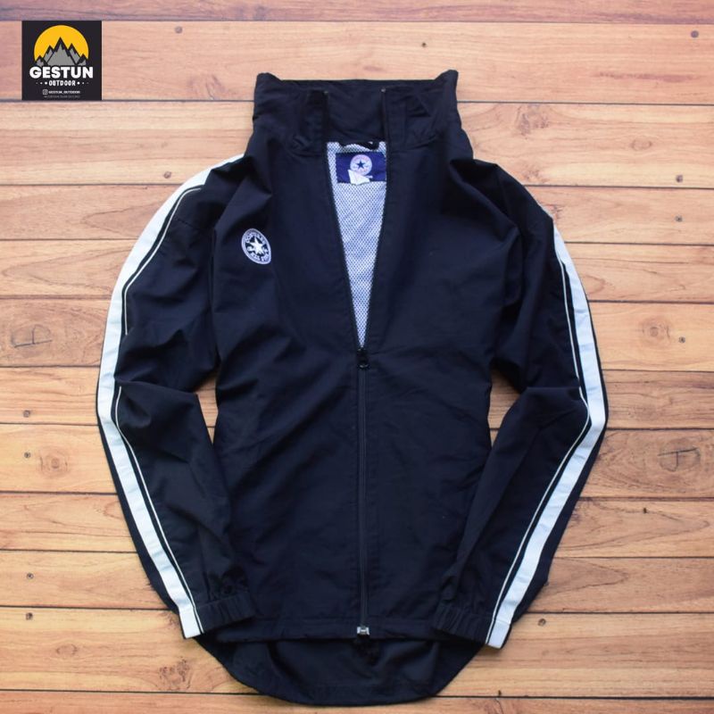 Jaket Converse Second