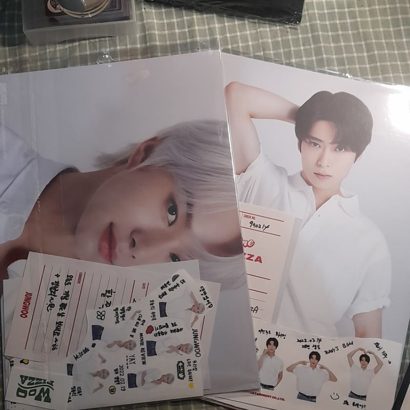 SG22 SET JUNGWOO JAEHYUN HENDERY XIAOJUN