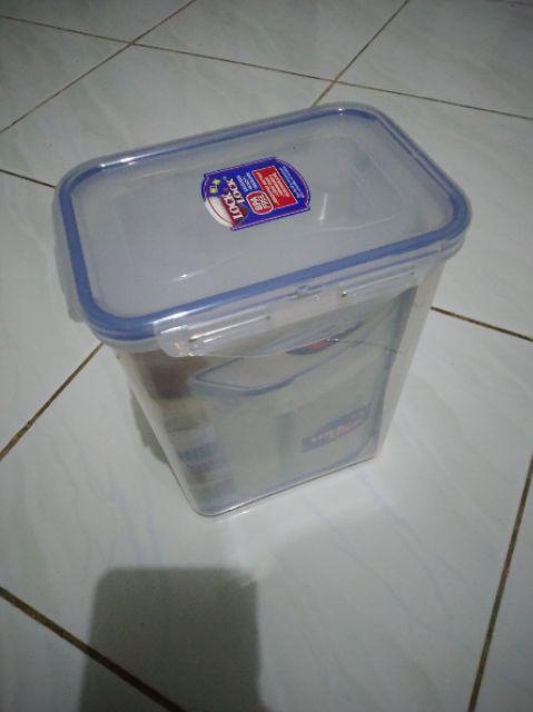 Lock&lock Rectangular 1.8 Liter -- Hpl813 --