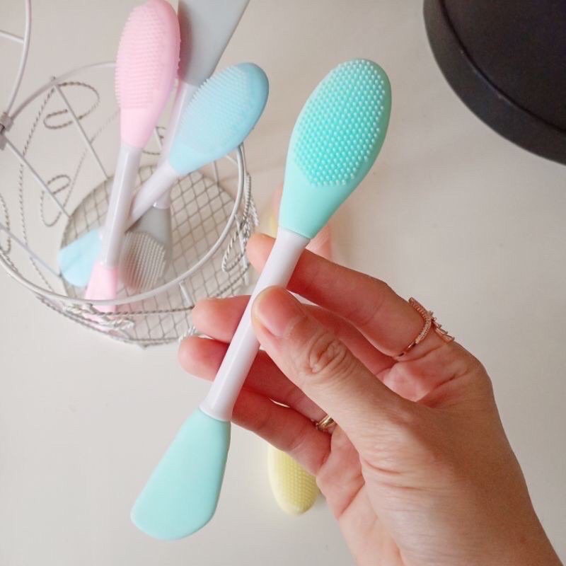 Kuas Spatula Silicon 2 in 1 / Spatula Silicon + Face Brush