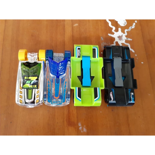 SEPAKET 4 PCS HOTWHEELS RACE BALAP LOOP PHARODOX PHARADOX CHROME BIRU GO PRO ZOOM IN