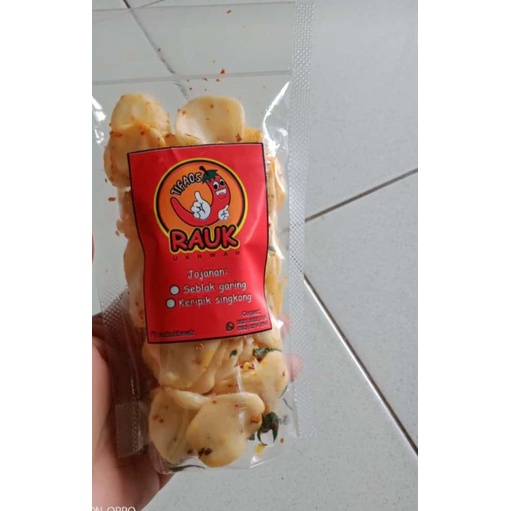 

kerupuk seblak kering/RaukPedasDanRenyah