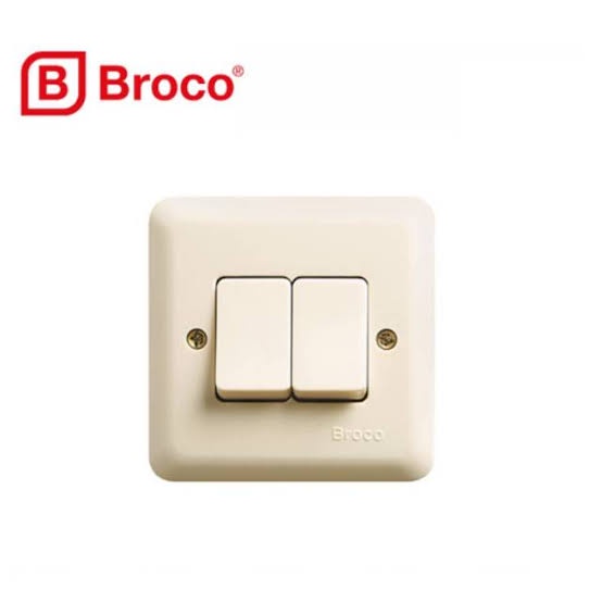 Saklar Merk Broco 6622U Seri IB Warna Cream