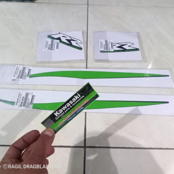 striping stiker set body belakang ninja rr old se original