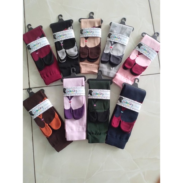 

Kaoskaki motif per 6pc atau 1/2lusin