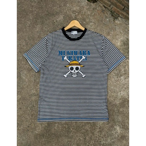 Tshirt One Piece Second