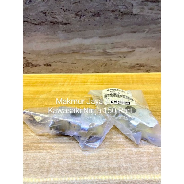 Anting Baut Setelan Rantai Swing Arm AS Roda Ninja R SS Old New Ori Original Kawasaki
