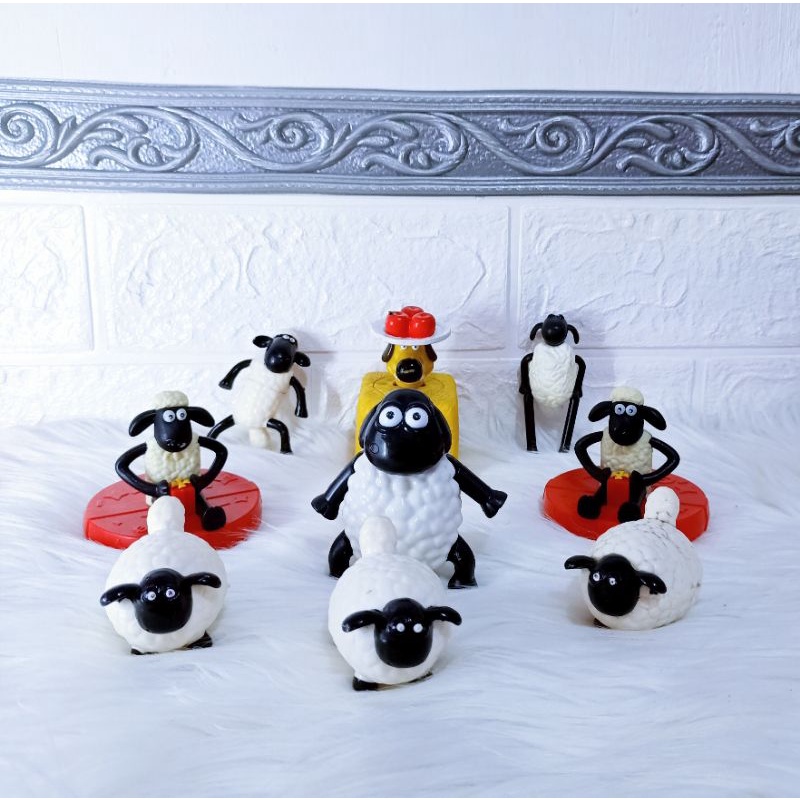 mainan Mcd/KFC shaun the sheep