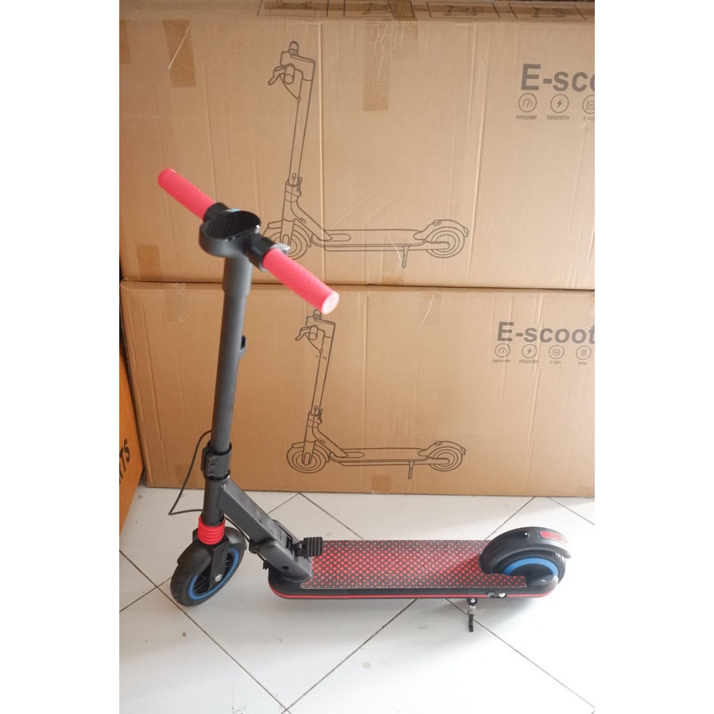 READY! Skuter Listrik anak premium impor / NINEBOT E8 e-KickScooter Termurah impor..