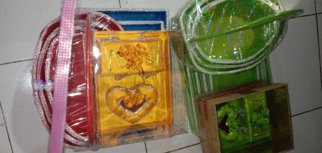 (+ Mika) Kotak Hantaran Perhiasan