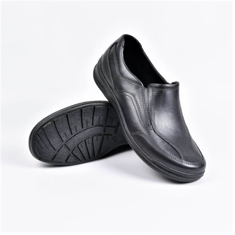 Sepatu Karet Pria ATT AB505/Sepatu Pantofel Karet ATT Hitam