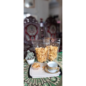 

Karupuak Lado / Kerupuk Cabe /Chili cracker