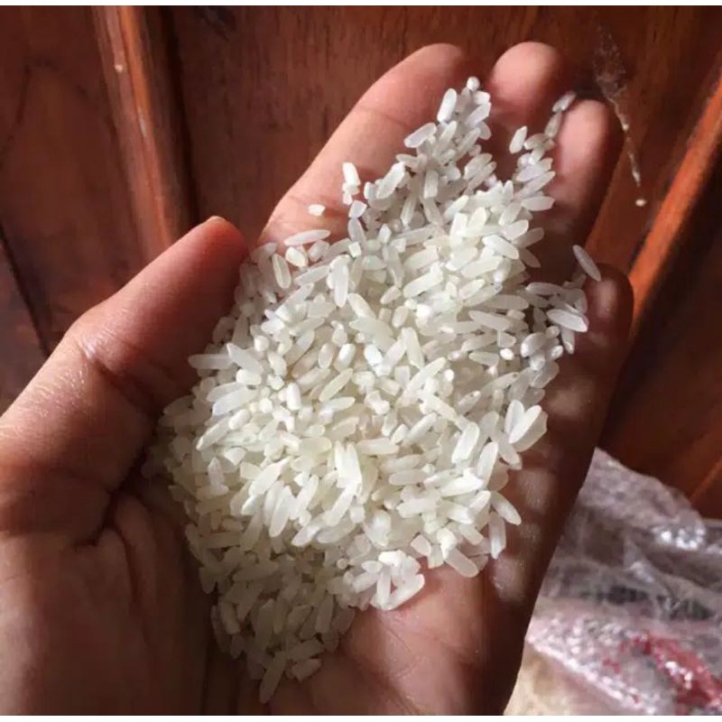 

Beras Putih premium asli dari penggilingan sendiri