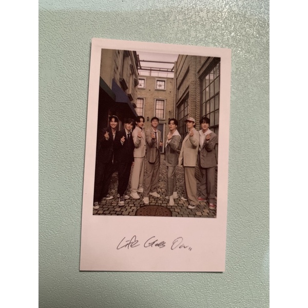 PC palaroid BTS ALBUM BE DELUXE