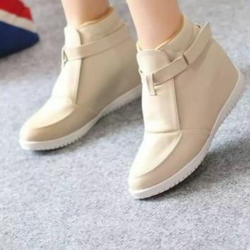 Sepatu Boots Wanita Hak Dalam Realpict