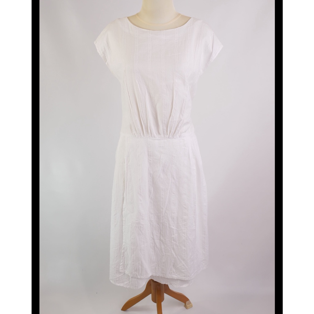 Foto Dress Katun Putih Embroidery Studio Clip (DK1.13)