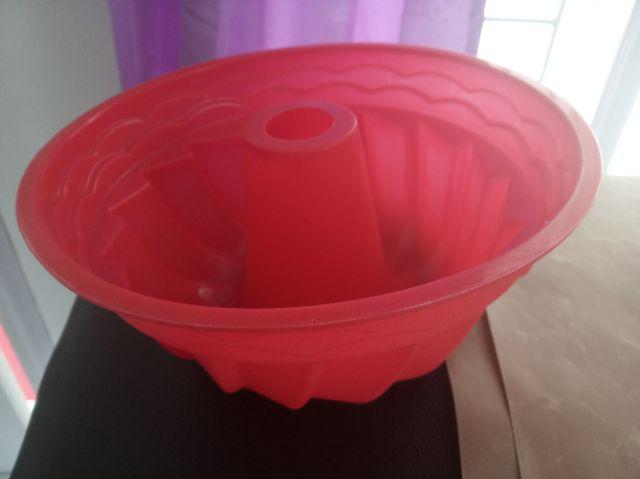 Cetakan Silikon Kue / Puding Swirl