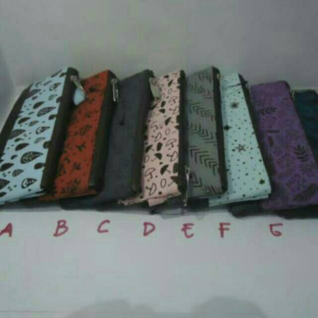

Pencil case/ kotak pensil estudee