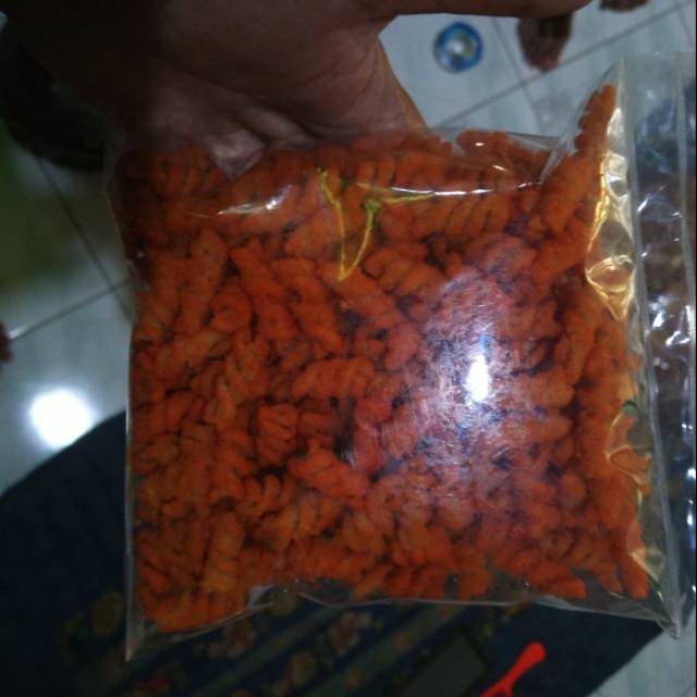 

Snack baluin rasa balado