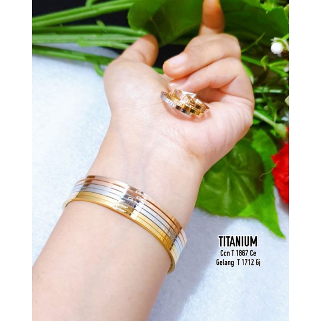 SETT GELANG & CINCIN CARTIER TITANIUM KOMBINASI