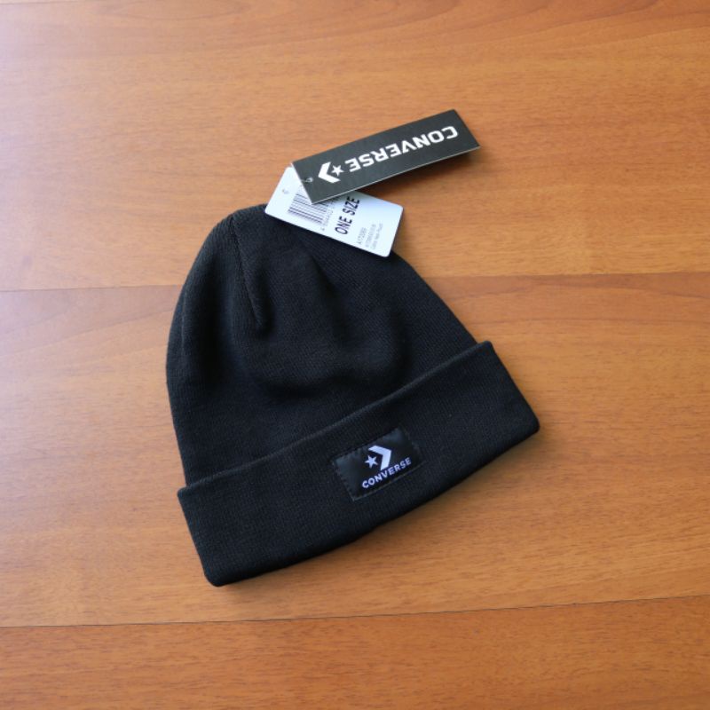 Kupluk beanie pria converse