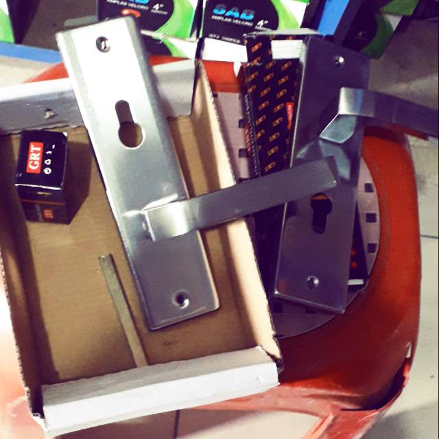 Kunci pintu /2 tanggung komplit kunci rumah lengkap kunci pintu Handle pintu  TERMURAH