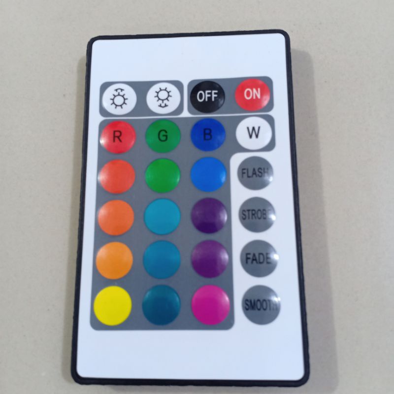 LAMPU  REMOTE/Berubah warna, ada 15 warna ,pakai remote control